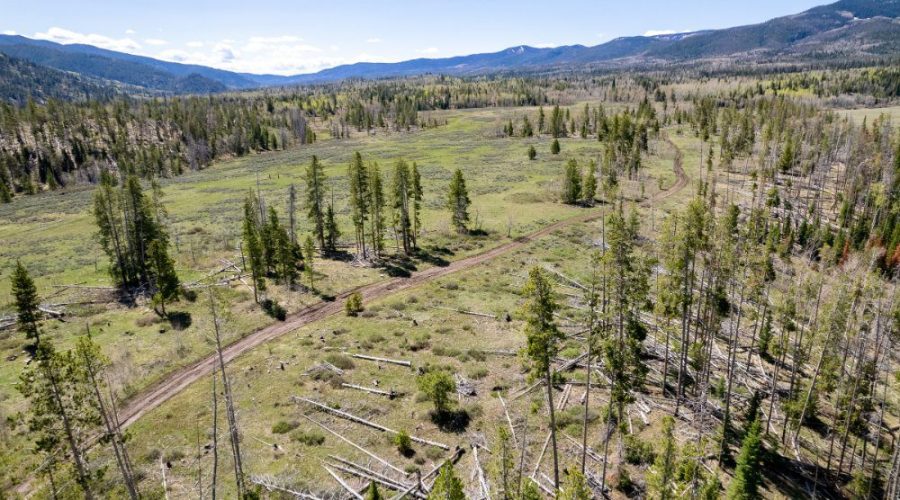 Aerial Photo with Mountain Background for Lot 143 Sky Hitch II At Stagecoach